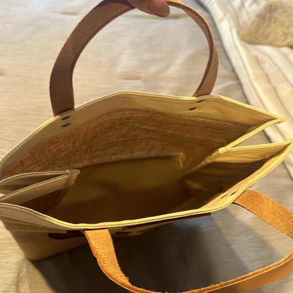 Brighton burlap tote - Picture 3 of 4